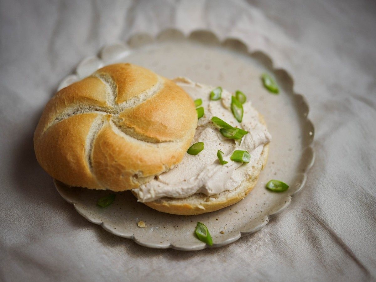 Creamy Cashew Cheese Spread