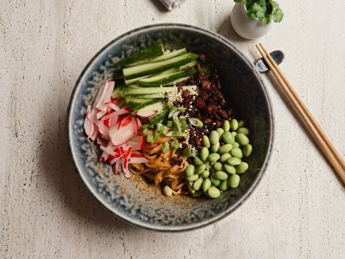Noodles in Peanut Sauce with Black Vinegar
