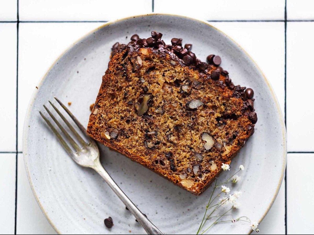 Vegan Banana Bread with Walnuts