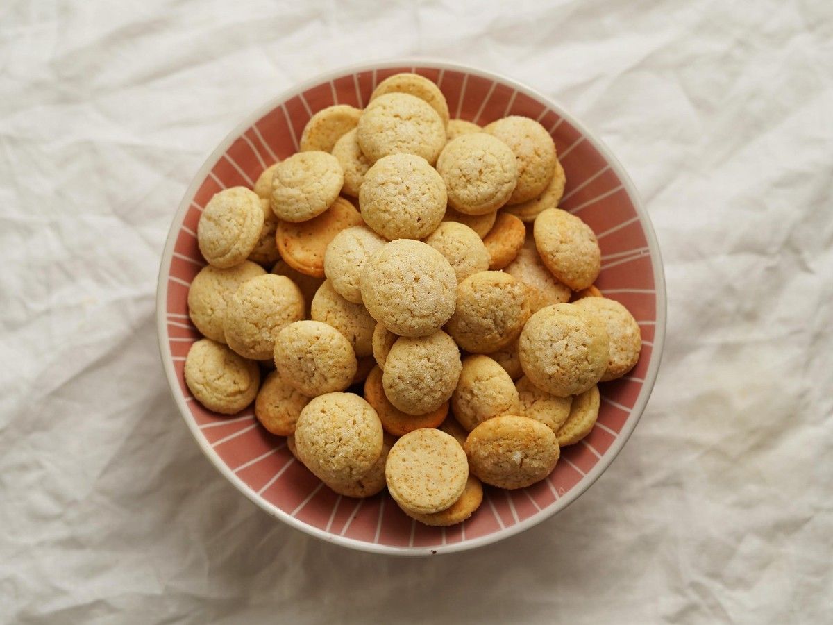 Sponge Cookies