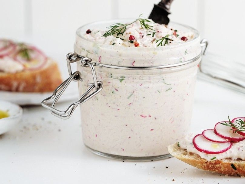 Vegan Radish Spread with Tofu ‘Cottage Cheese’