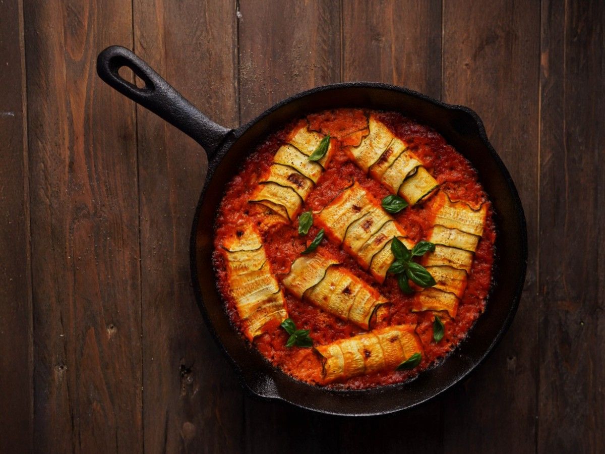 Zucchini Rolls in Tomato Sauce