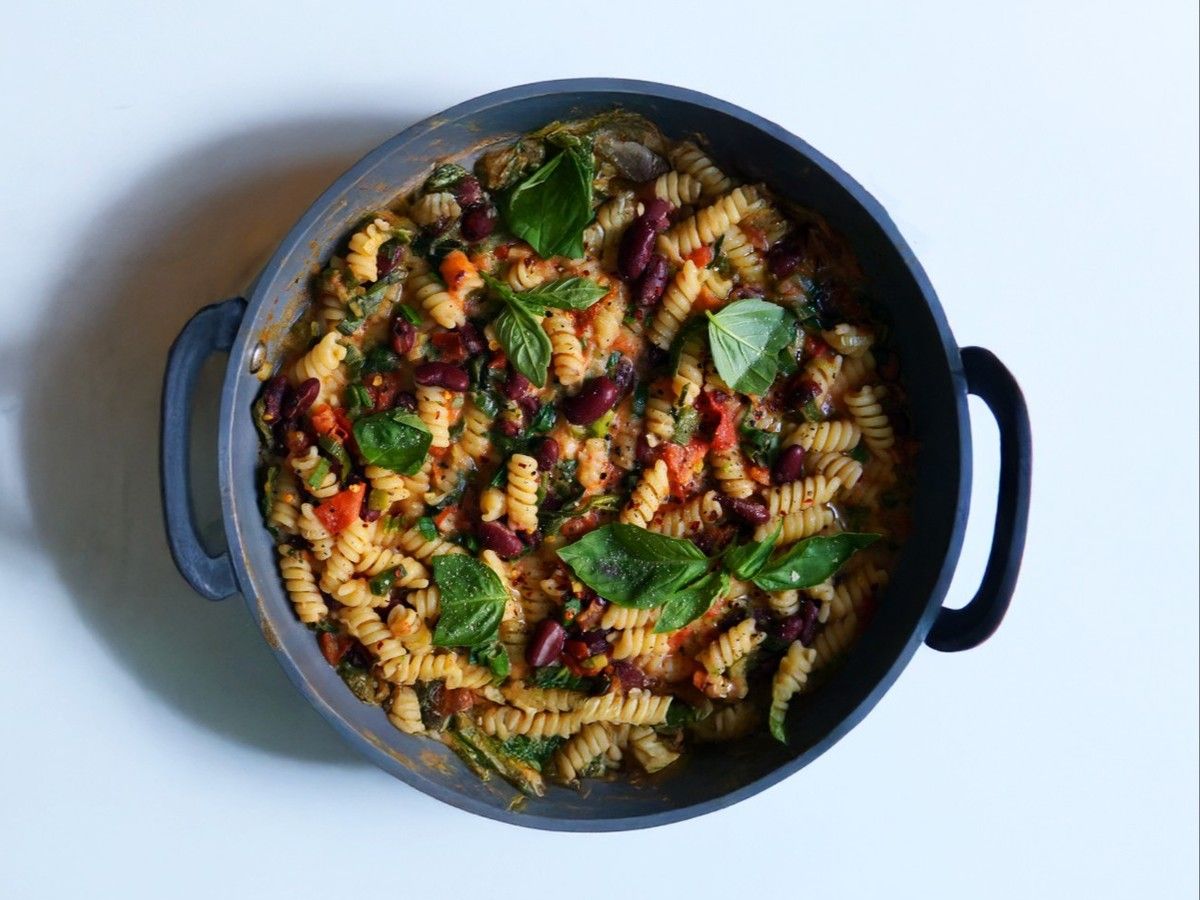 Fusilli with Spring Onion and White Beans