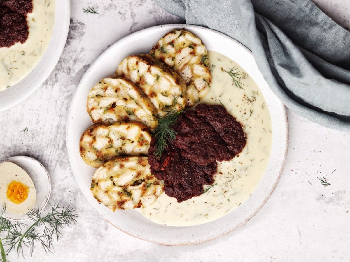 Dill Sauce with Seitan